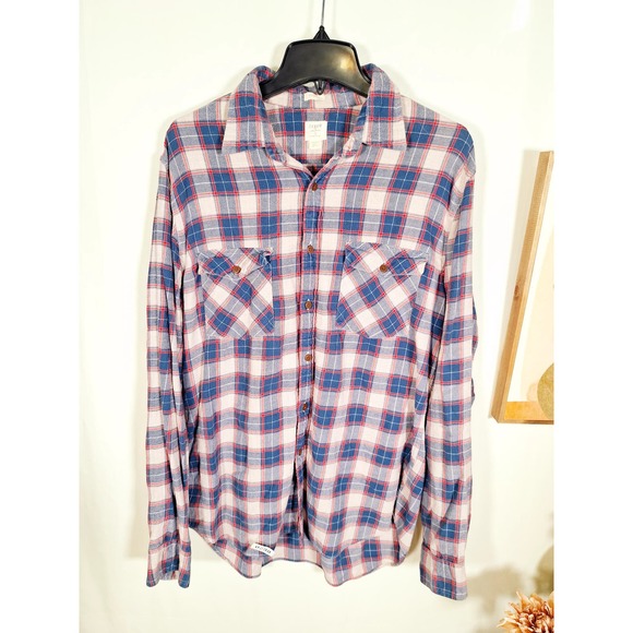 J. Crew Men's Button-Up Long-Sleeved Shirt with Pockets Large - Picture 3 of 5